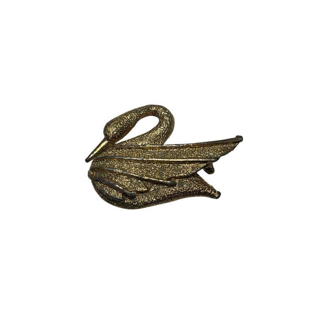 Vintage Dubarry Fifth Avenue 'DFA' Gold Tone Textured Swan Bird Brooch Pin
